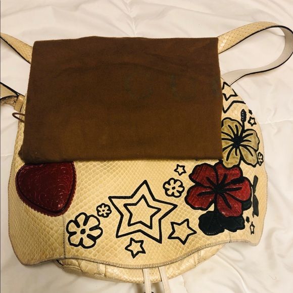 Gucci Handbags - Gucci Bag🌻